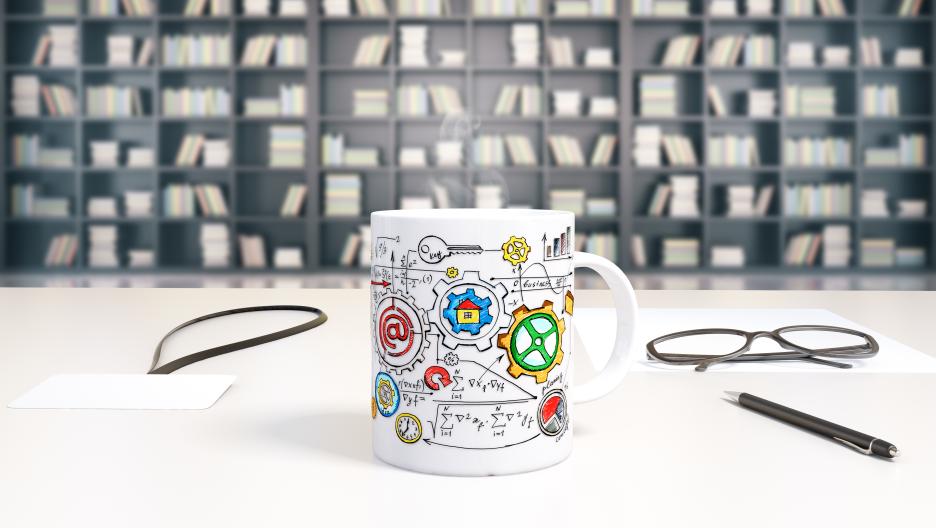 Kubki z nadrukiem jako jeden z najlepszych nośników reklamy.