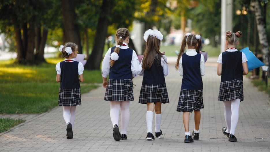 Oryginalne gadżety dla ucznia na koniec roku szkolnego.