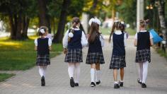 Oryginalne gadżety dla ucznia na koniec roku szkolnego.