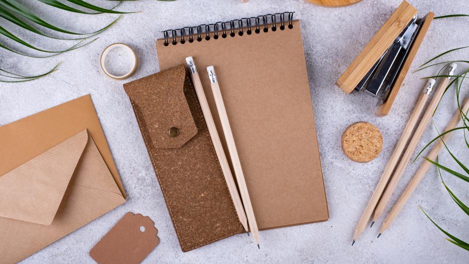 Popularne gadżety i artykuły reklamowe do biura.