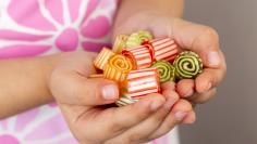 Zabawki, gadżety czy może słodkości? Jaki prezent wybrać na Dzień Dziecka?