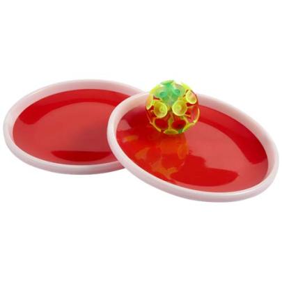 Flicka łapana gra w piłkę