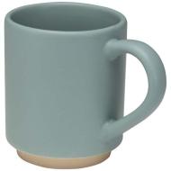 Camilla - kubek ceramiczny o pojemności 180 ml, z matowym wykończeniem. Można go wkładać jeden w dru